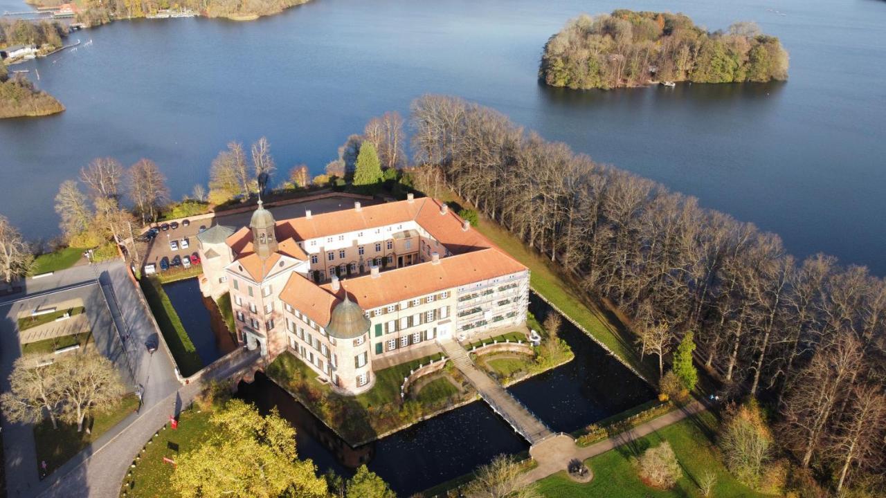 Villa Amalia Eutin Exterior photo